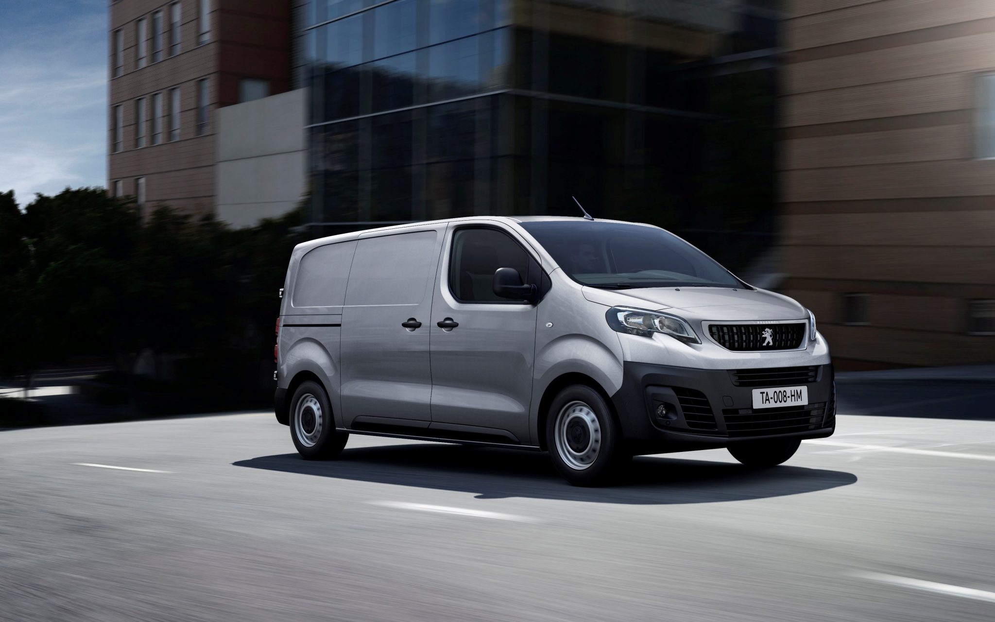Peugeot,Yeni Expert ile Hafif Ticari Araç Pazarında  Çıtayı Yükseltiyor
