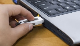 Çoğu Kişi Usb’leri atarken verilerini silmiyor